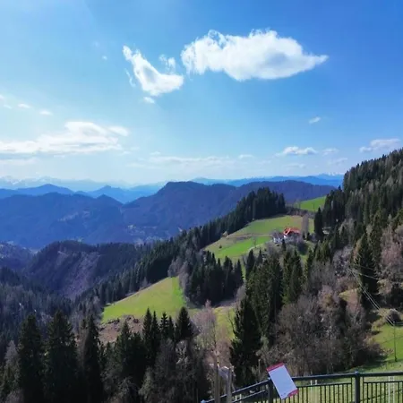 Hikers Paradise With Wellness Area